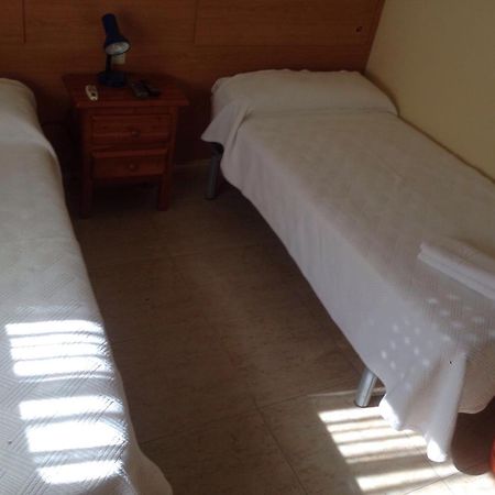 Hostal Jose Luis Брунете Экстерьер фото