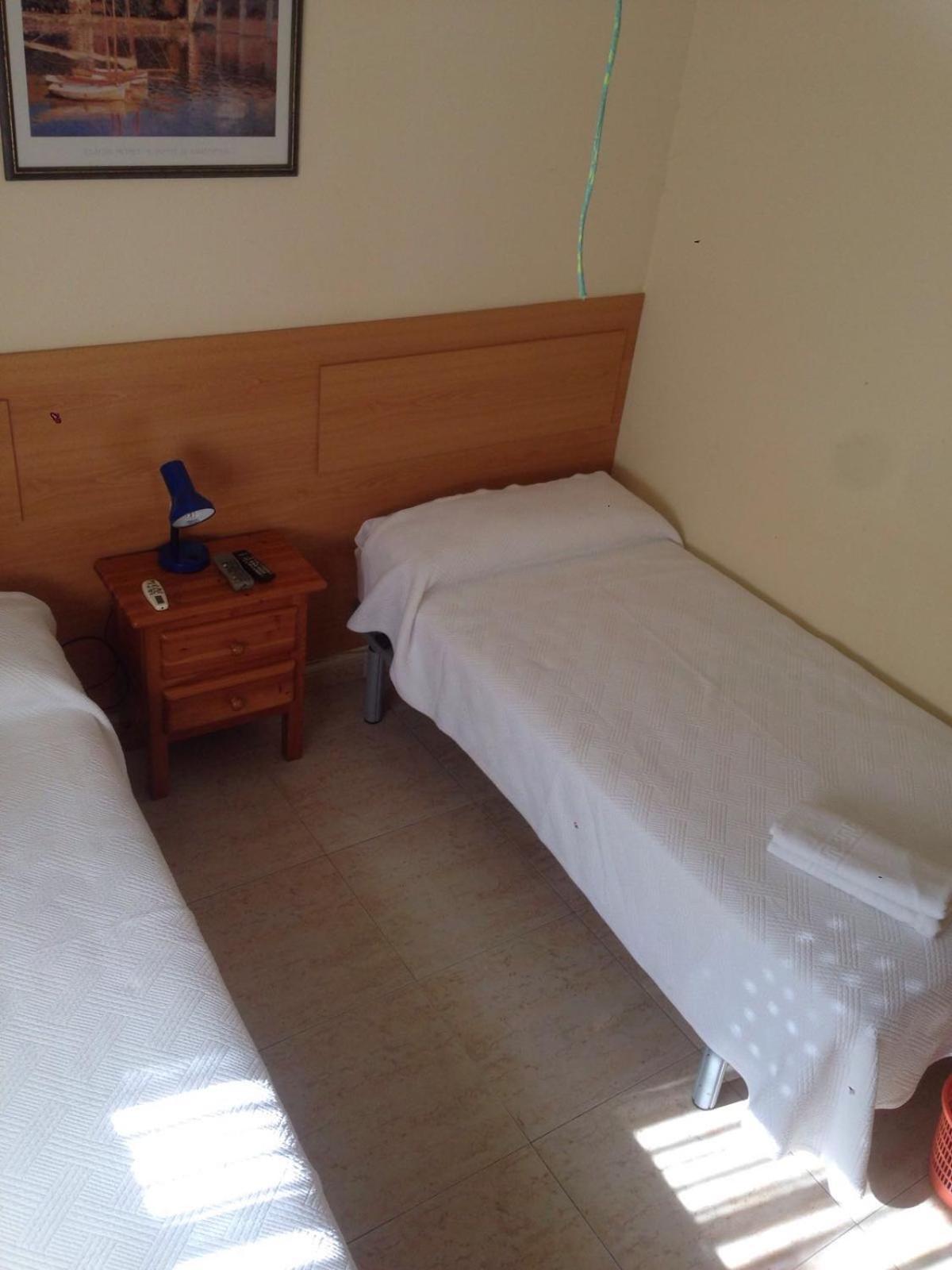 Hostal Jose Luis Брунете Экстерьер фото