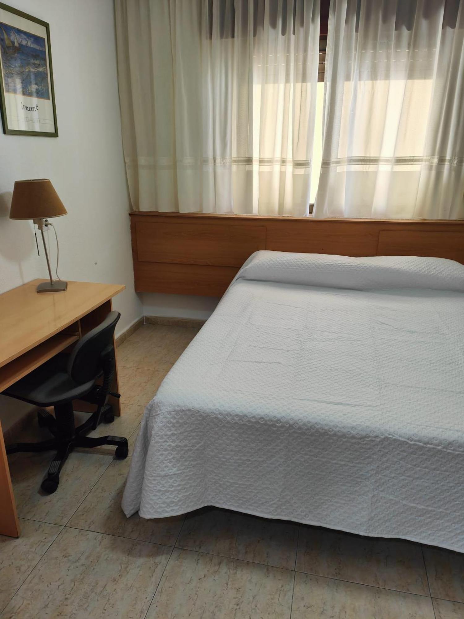 Hostal Jose Luis Брунете Экстерьер фото